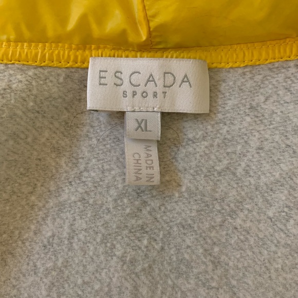 NWOT Escada Sport Hooded Lightweight Jacket - Picture 3 of 4
